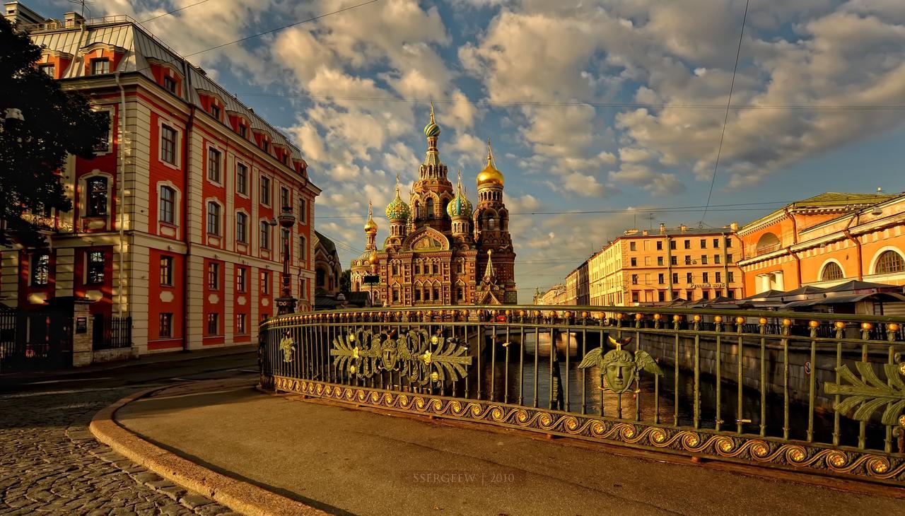 Arina Rodionovna Hostel Sankt Petersburg Exteriör bild