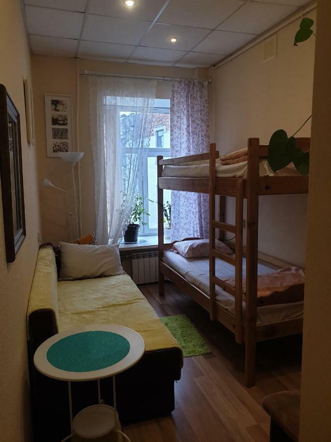 Arina Rodionovna Hostel Sankt Petersburg Exteriör bild